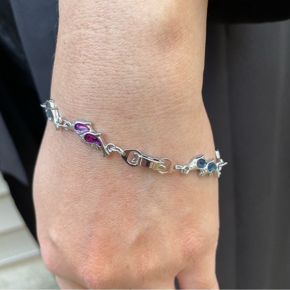 Coloured Dolphins Bracelet - Picture 4 of 7